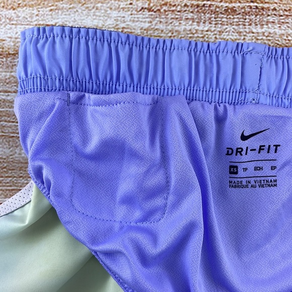 Nike Tie Dyed Active Shorts - Picture 7 of 9